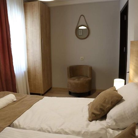 Griboedov Apartment Tbilisi Eksteriør bilde
